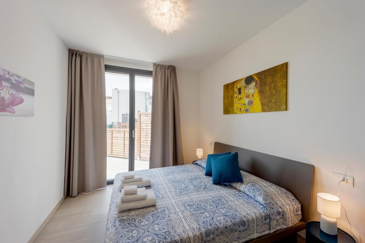 Aregai Marina Exclusive Seaside Apartments Santo Stefano al Mare Extérieur photo