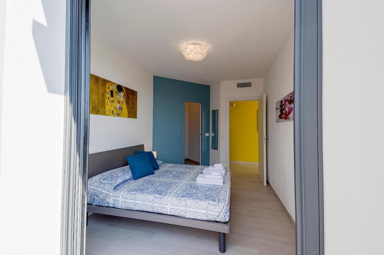 Aregai Marina Exclusive Seaside Apartments Santo Stefano al Mare Extérieur photo