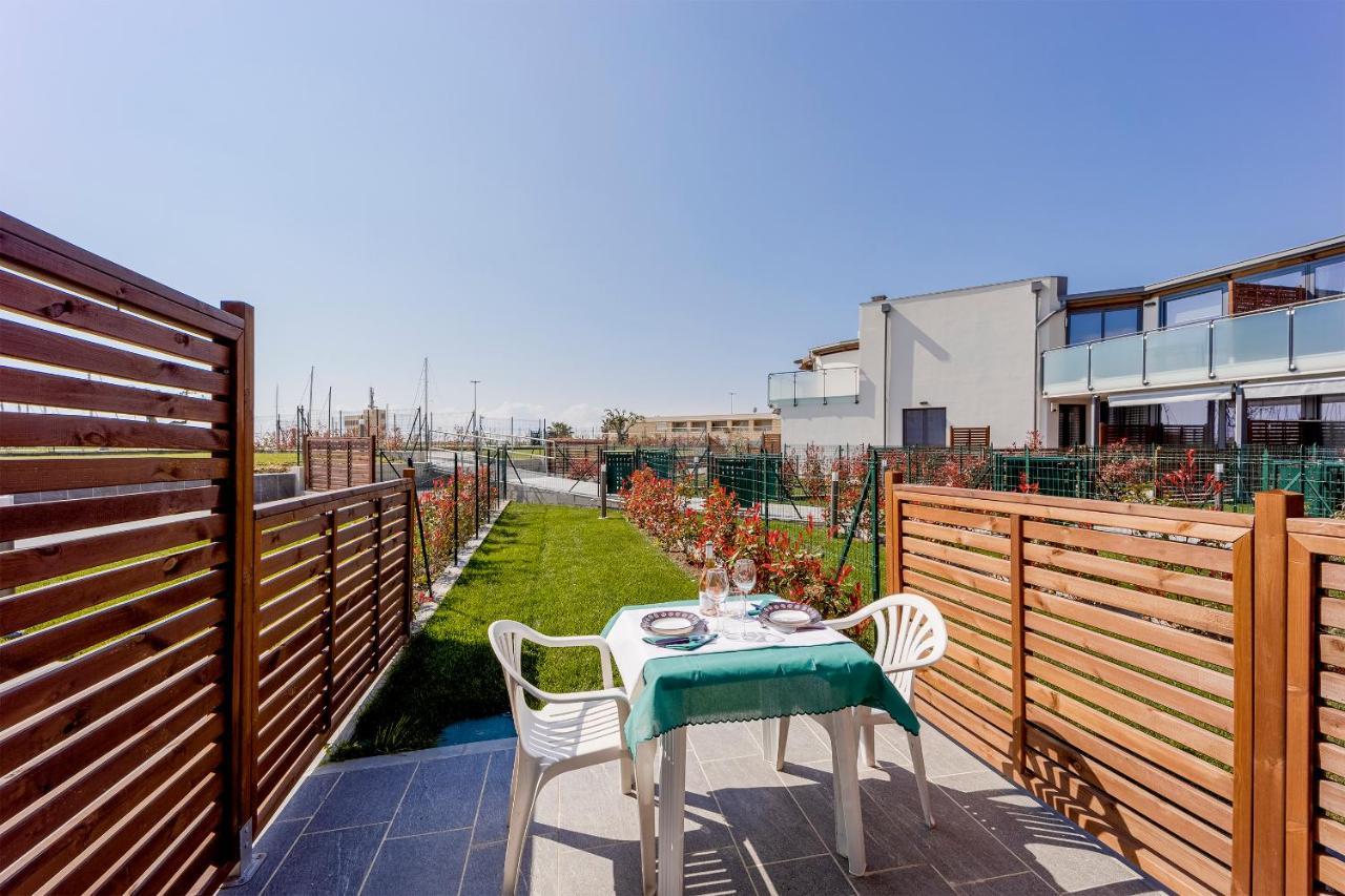 Aregai Marina Exclusive Seaside Apartments Santo Stefano al Mare Extérieur photo
