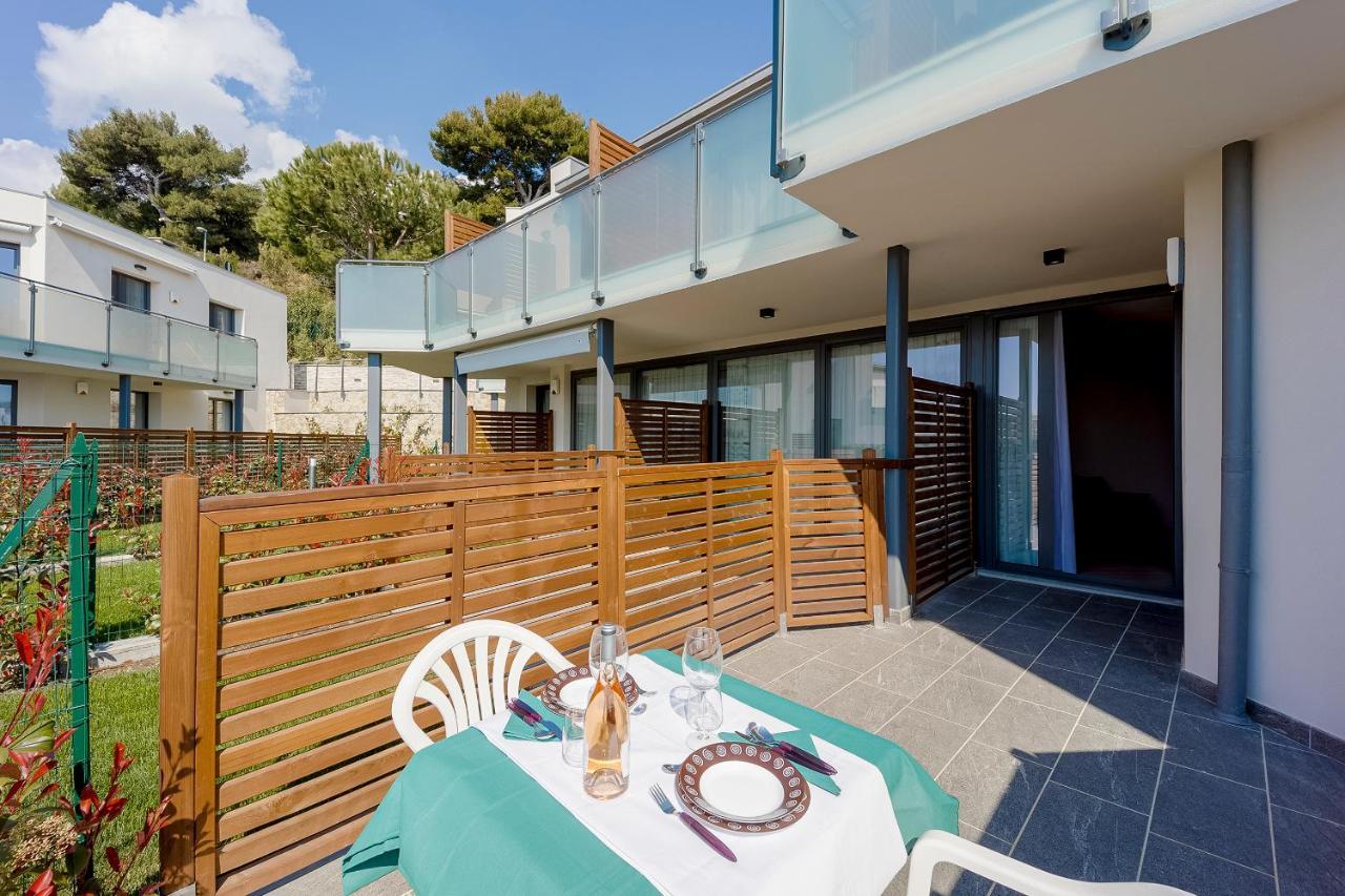 Aregai Marina Exclusive Seaside Apartments Santo Stefano al Mare Extérieur photo