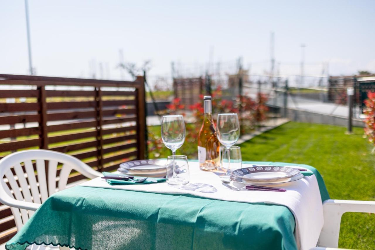 Aregai Marina Exclusive Seaside Apartments Santo Stefano al Mare Extérieur photo
