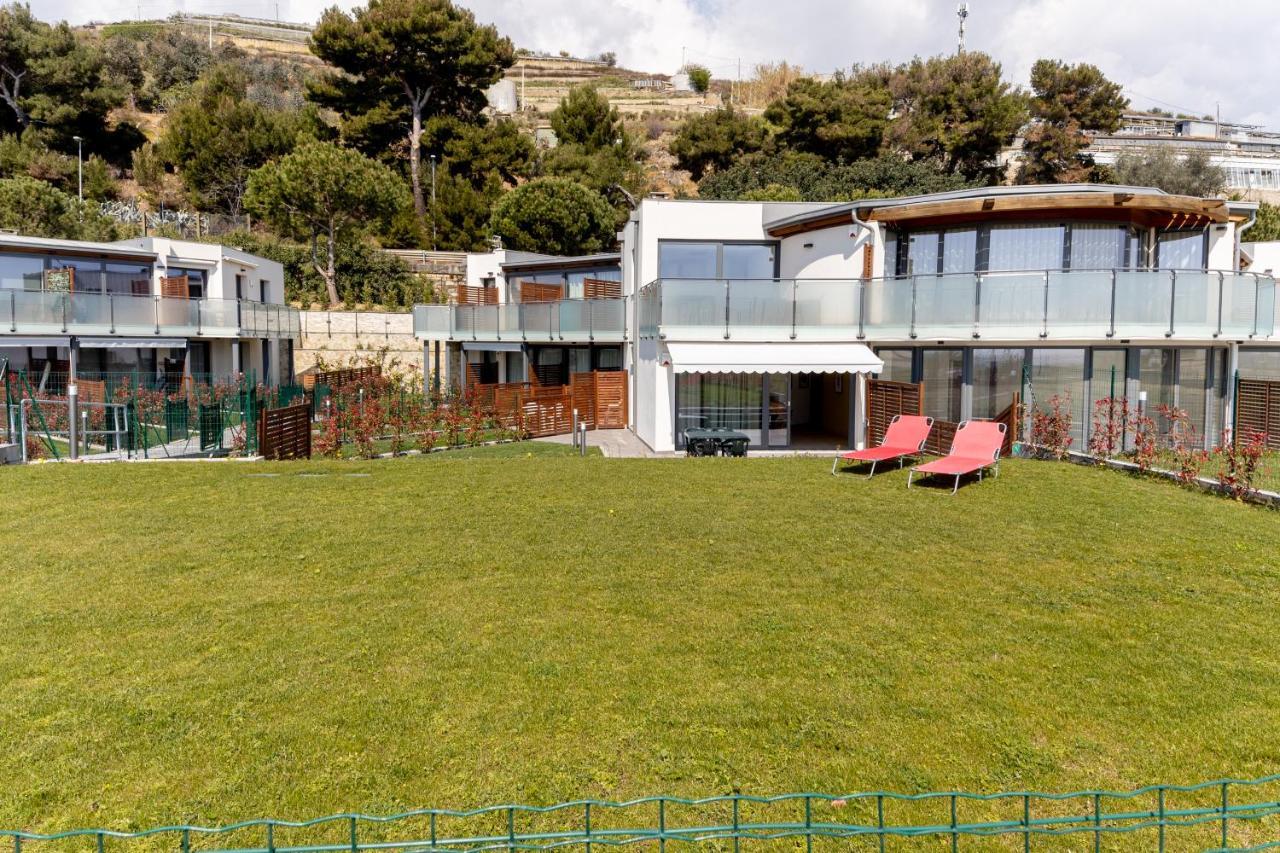 Aregai Marina Exclusive Seaside Apartments Santo Stefano al Mare Extérieur photo